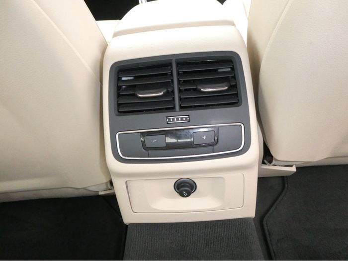 Audi A4 2024