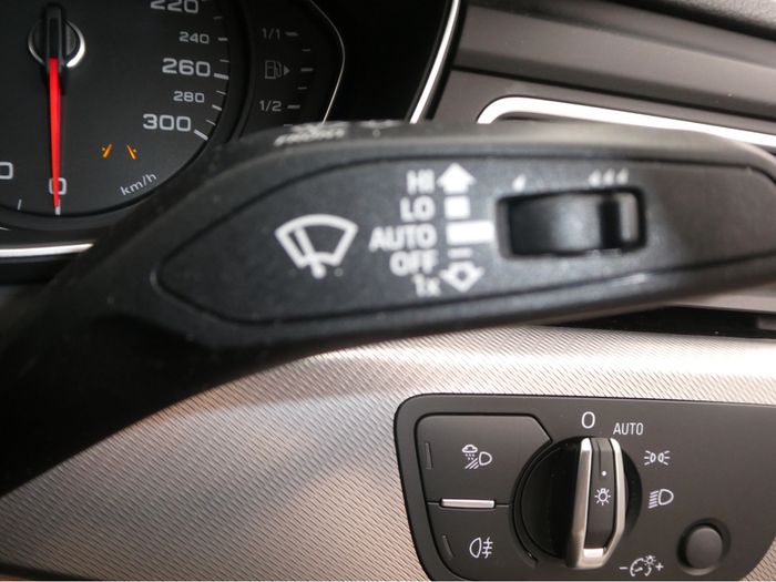 Audi A4 2024