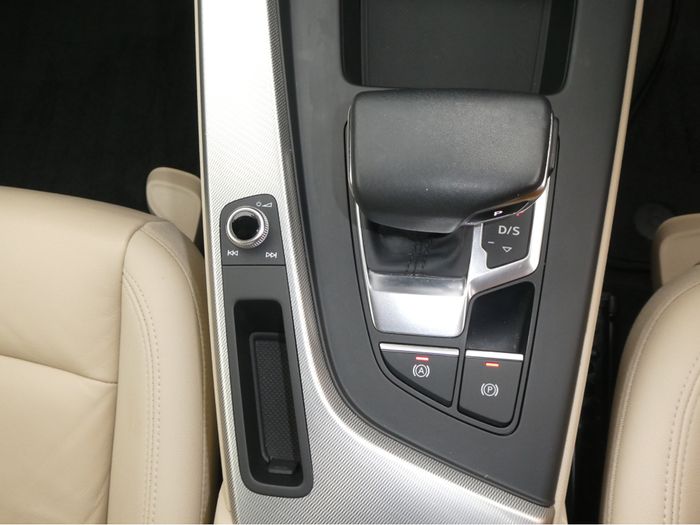 Audi A4 2024