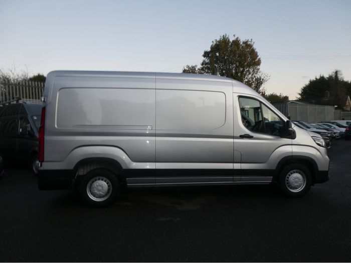 Maxus Deliver 9 2022