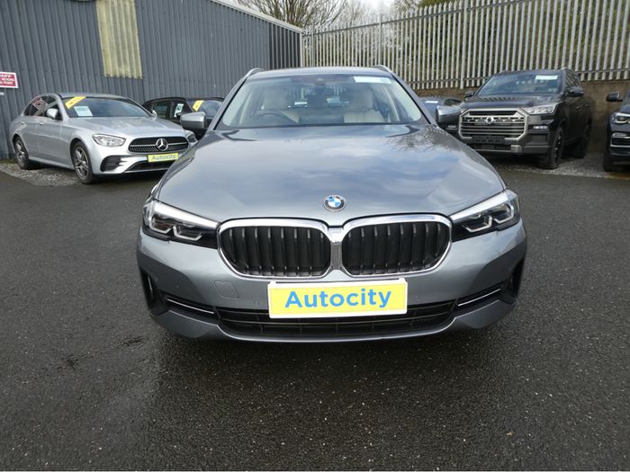 BMW 5 Series 2022