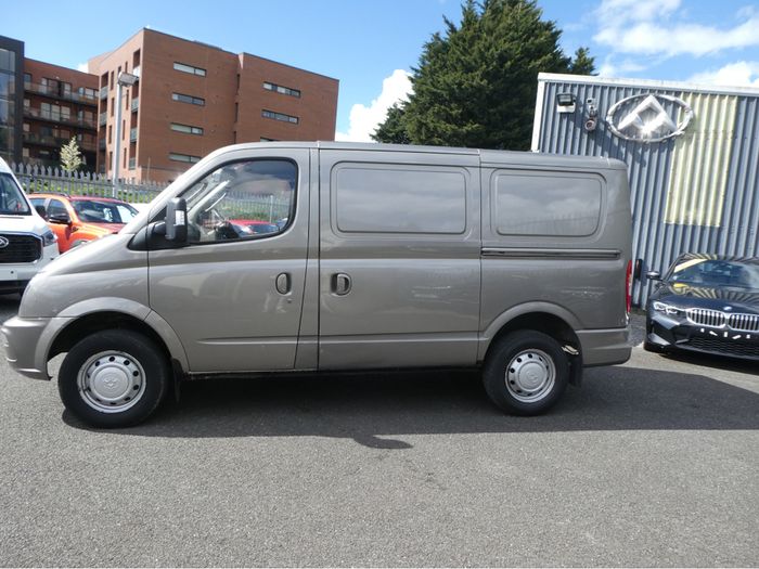 LDV V80 2016