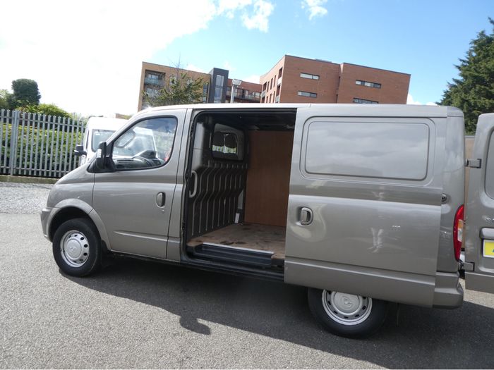 LDV V80 2016