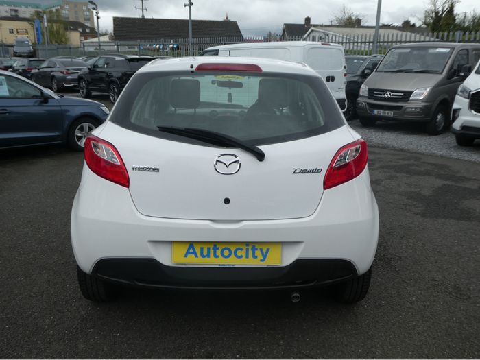 Mazda Demio 2013