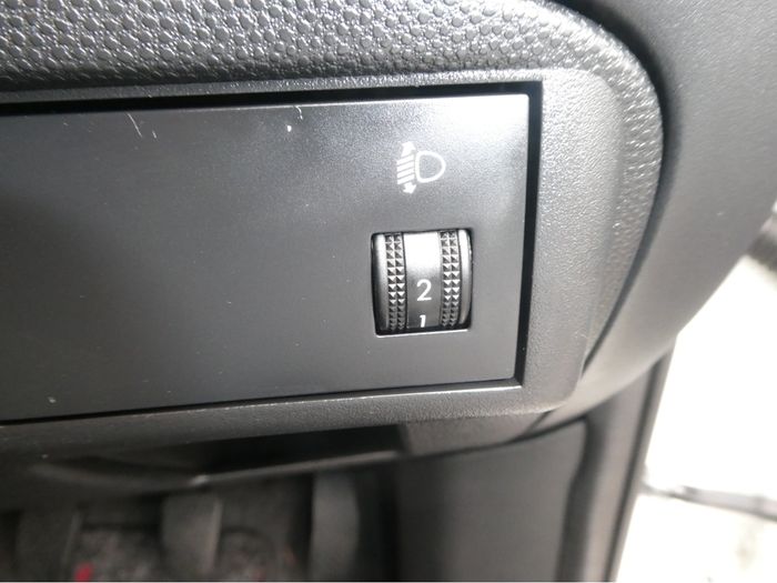 Mazda Demio 2013