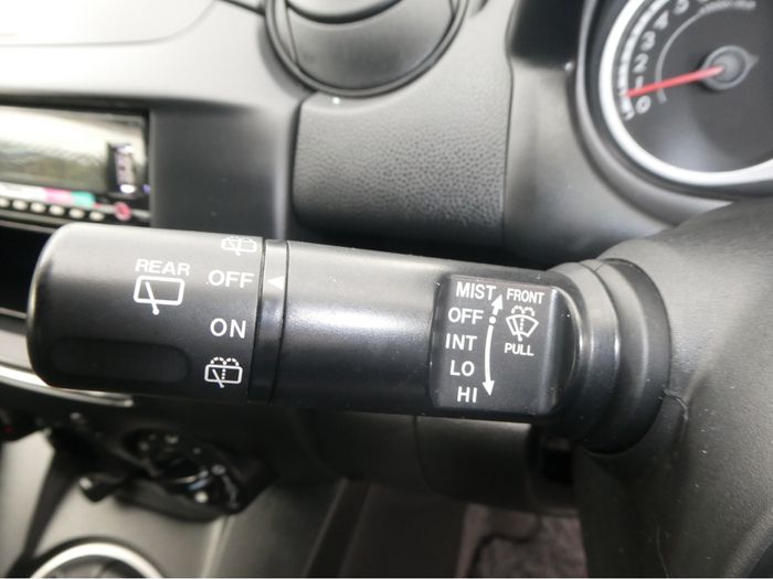 Mazda Demio 2013