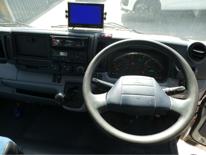 Mitsubishi Canter 2015
