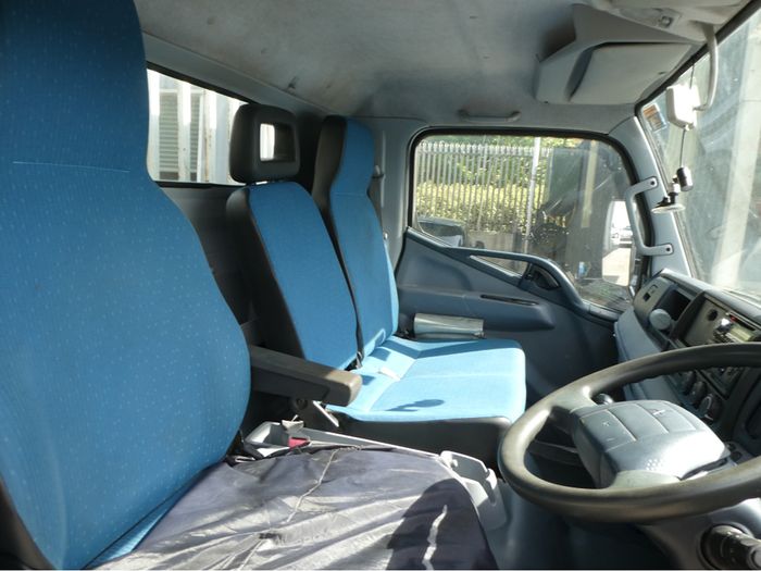 Mitsubishi Canter 2015