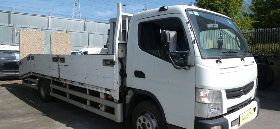 Mitsubishi Canter 2015