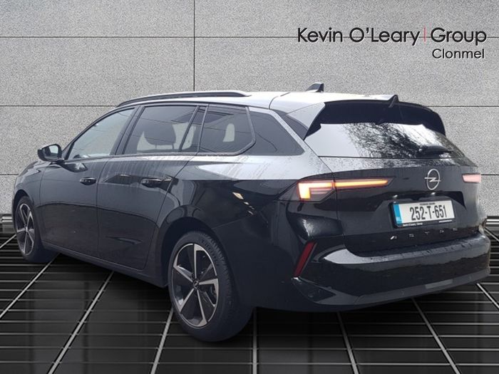 Opel Astra 2025