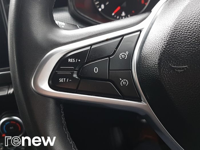 Renault Clio 2023