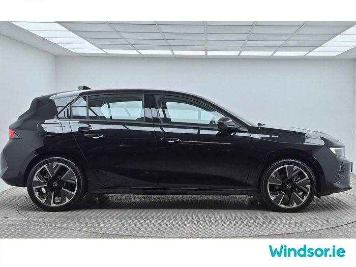 Opel Astra 2025
