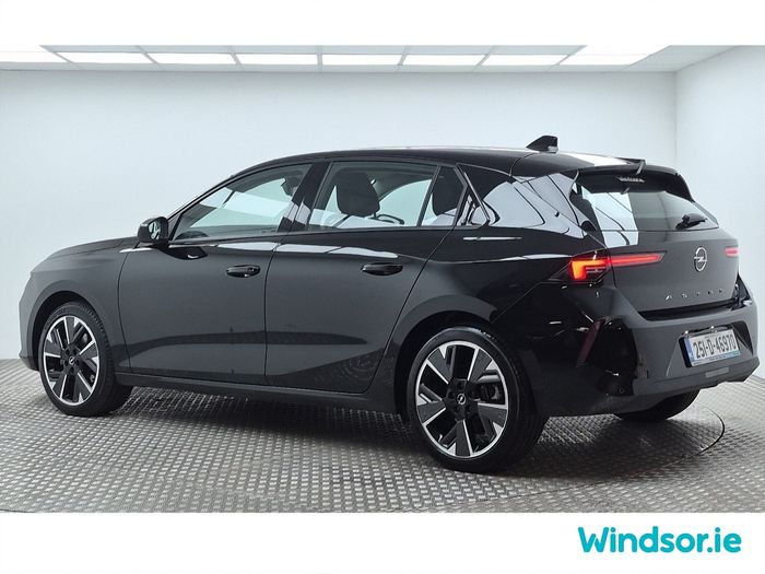 Opel Astra 2025