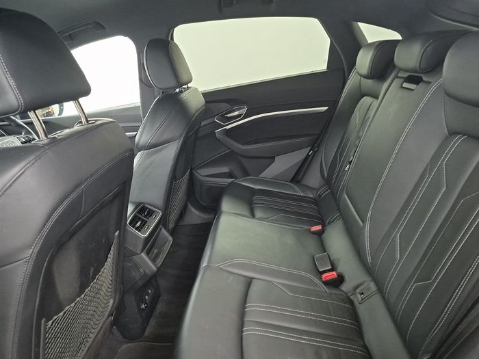 Audi E-Tron 2023
