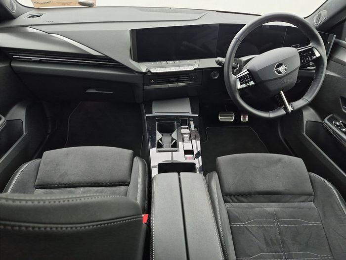 Opel Astra 2023