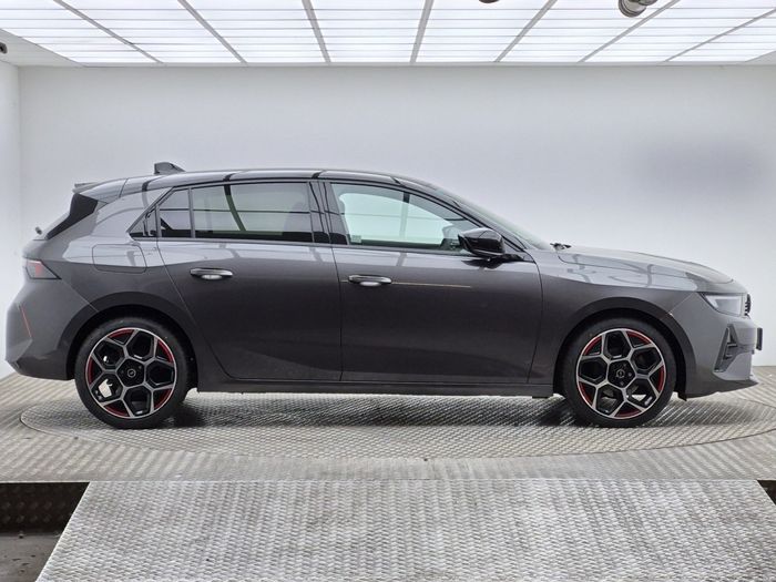Opel Astra 2023