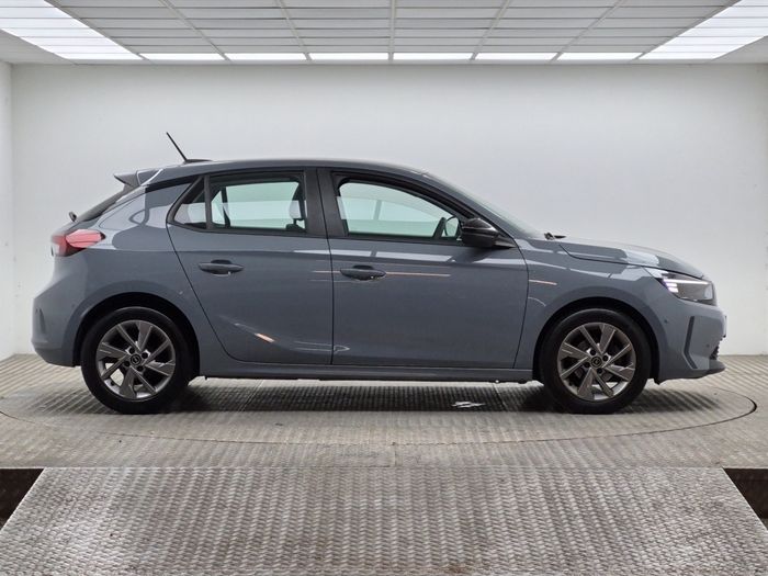 Opel Corsa 2024