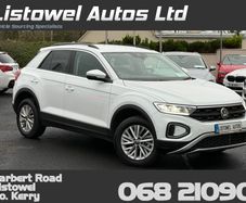 Volkswagen T-Roc 2023