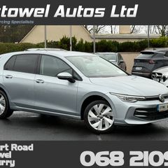 Volkswagen Golf 2025