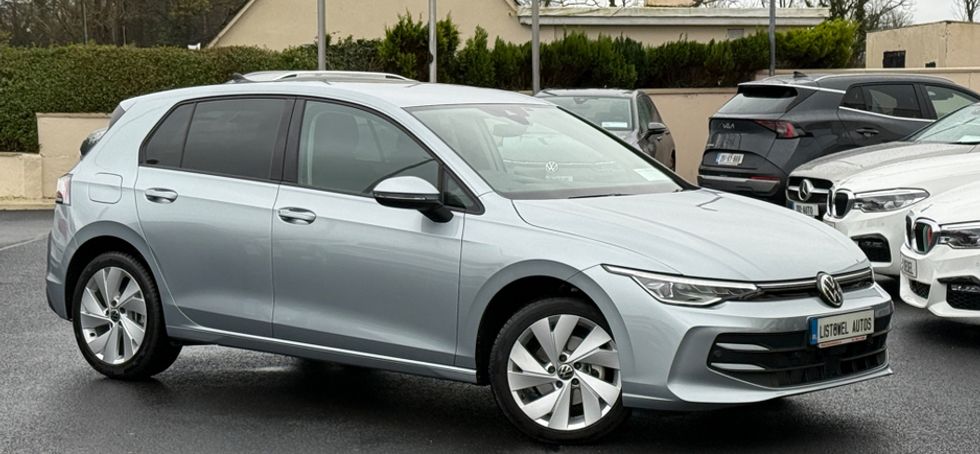 Volkswagen Golf 2025