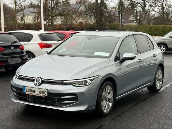 Volkswagen Golf 2025