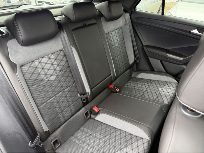 Volkswagen T-Roc 2024