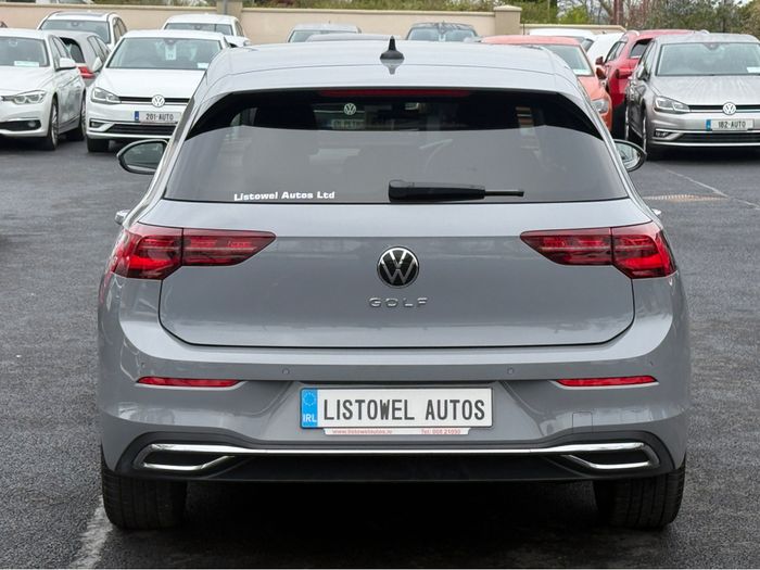Volkswagen Golf 2022