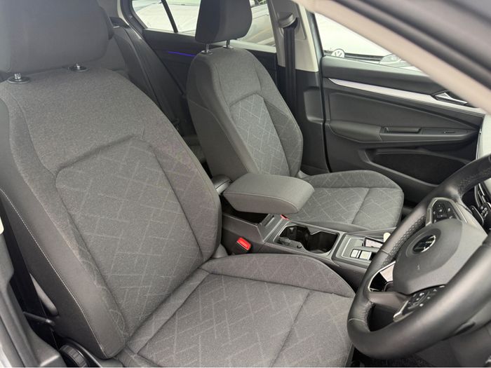Volkswagen Golf 2022