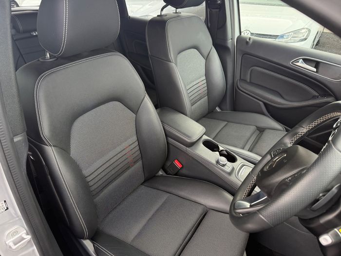 Mercedes-Benz B-Class 2017