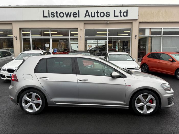 Volkswagen Golf 2016