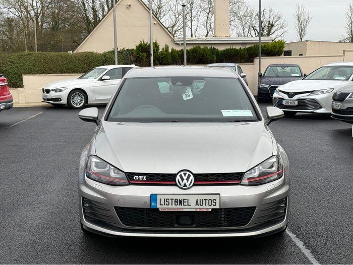 Volkswagen Golf 2016