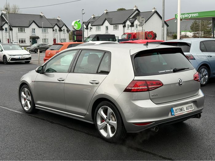 Volkswagen Golf 2016