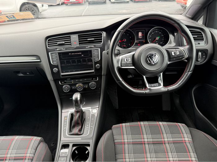 Volkswagen Golf 2016