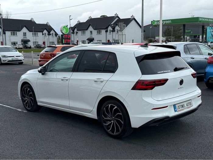 Volkswagen Golf 2023