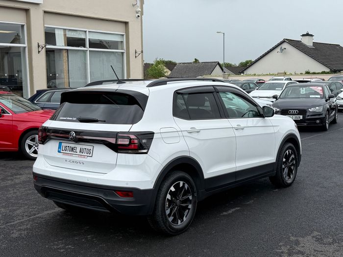 Volkswagen T-Cross 2021