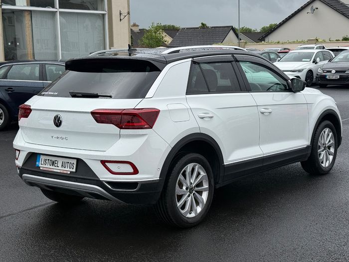 Volkswagen T-Roc 2024