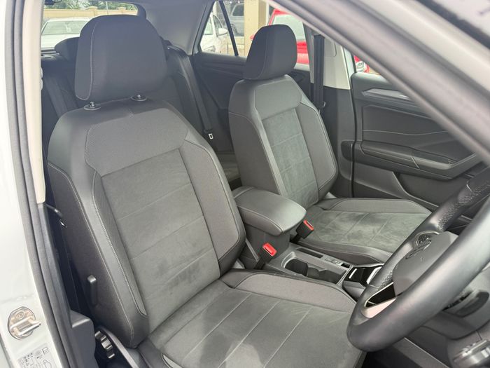 Volkswagen T-Roc 2024