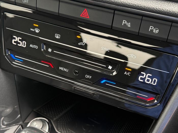Volkswagen T-Roc 2024