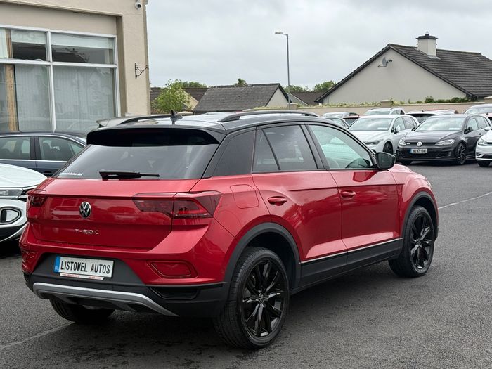 Volkswagen T-Roc 2024