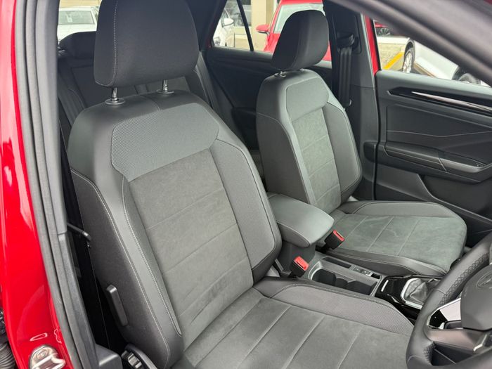 Volkswagen T-Roc 2024