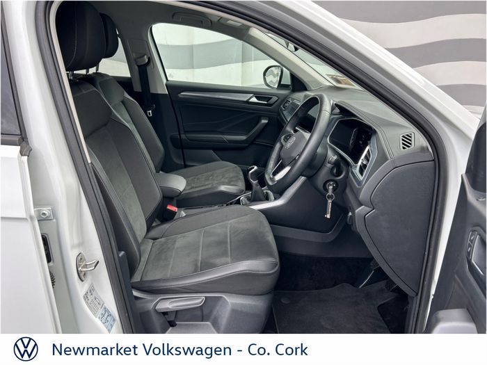 Volkswagen T-Roc 2023