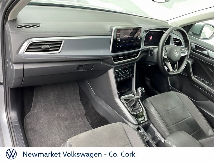Volkswagen T-Roc 2023