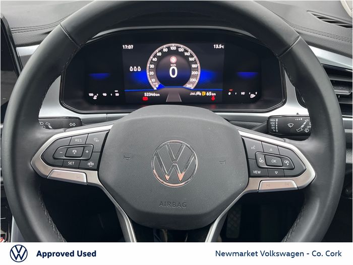Volkswagen T-Roc 2024