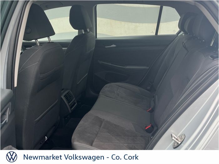 Volkswagen Golf 2023