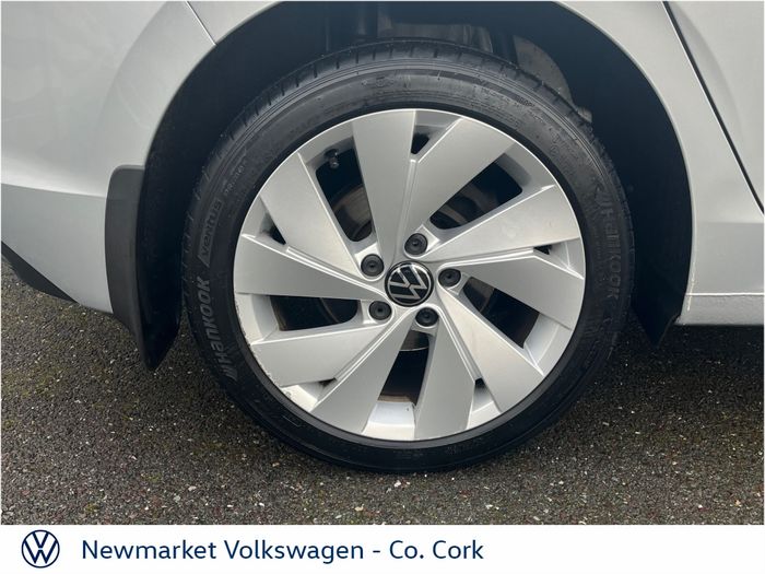Volkswagen Golf 2023