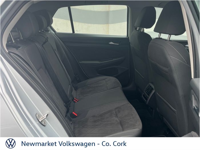 Volkswagen Golf 2023