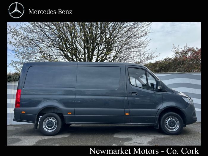 Mercedes-Benz Sprinter 2021