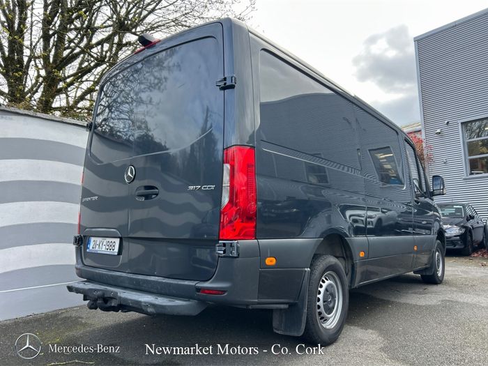Mercedes-Benz Sprinter 2021