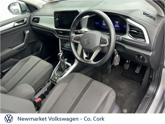 Volkswagen T-Roc 2023