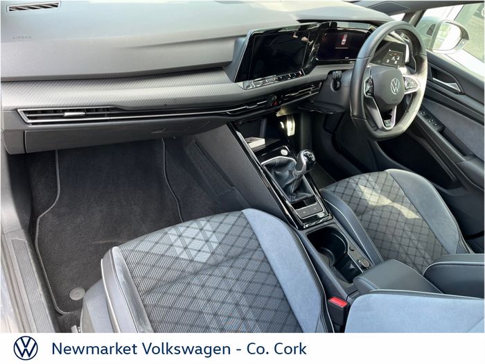 Volkswagen Golf 2023